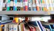 Ribuan buku dan manuskrip sejarah diwakafkan kepada PDI Aceh