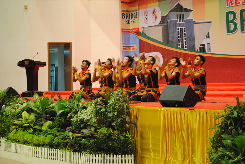 Tari Saman meriahkan Kejurnas Bridge ke 53