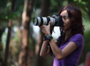 Demi wildlife photography, Regina blusukan hutan hingga di Aceh