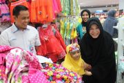 Walikota Banda Aceh dampingi anak yatim belanja di Suzuya Mal