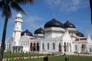 Masjid Raya Baiturrahman di Kota Banda Aceh