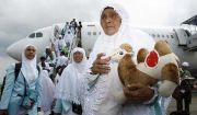 Terkena stroke, jamaah haji asal Lombok dibawa ke RS di Aceh saat pesawat isi avtur